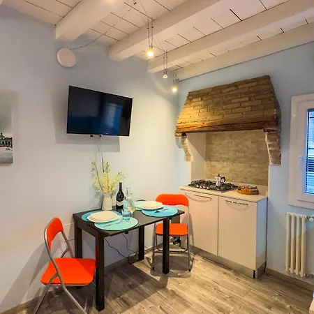 Lägenhet La Casa Gialla By Ca-sa Check