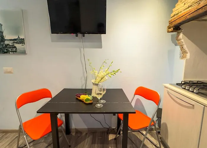 La Casa Gialla By Ca-sa Check Lägenhet