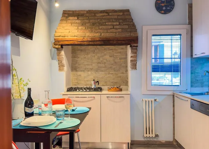 La Casa Gialla By Ca-sa Check キオッジャ