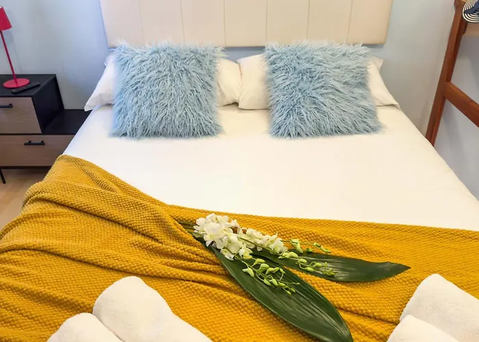 La Casa Gialla By Ca-sa Check アパート